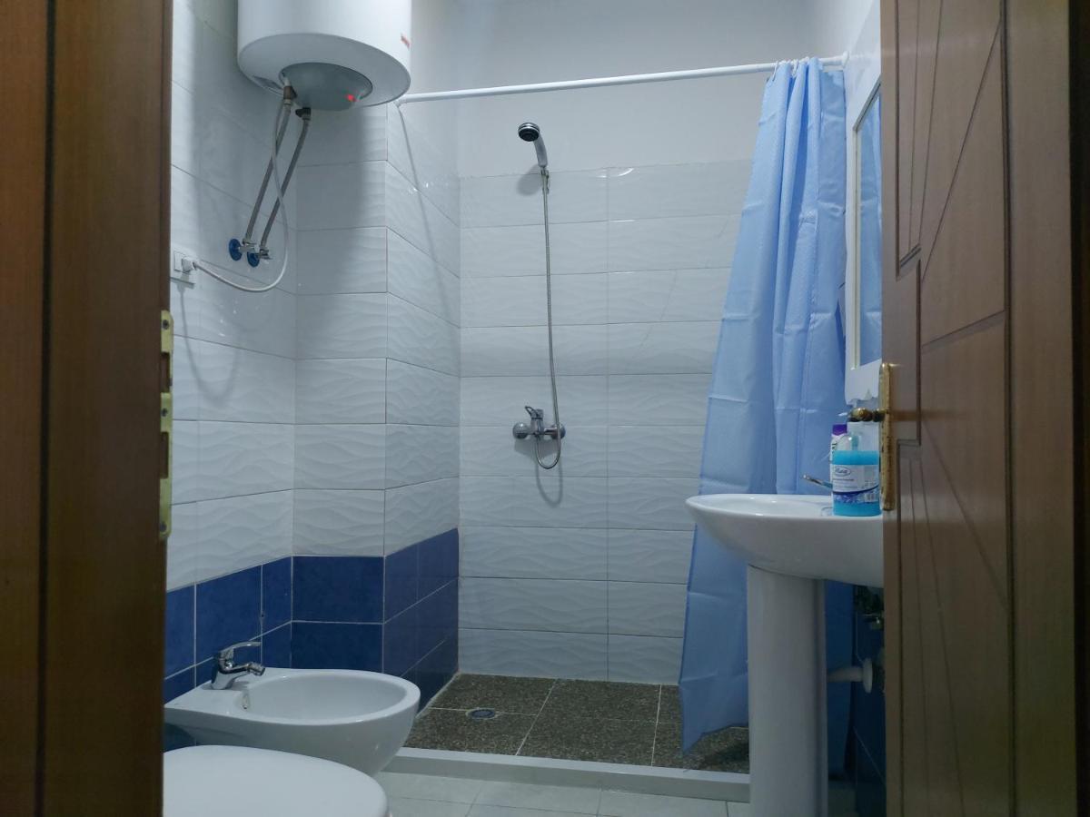 Nm - Apartment 2 Durres Bagian luar foto